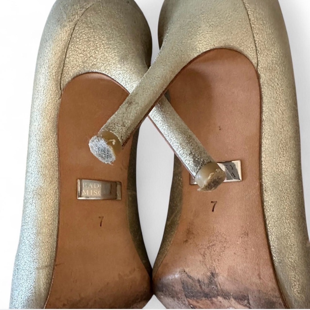 Badgley Mischka 4” Embellished Heels Size 7 - Picture 6 of 7